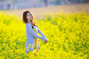 爱上海同城交友：农村集市上的热情与活力